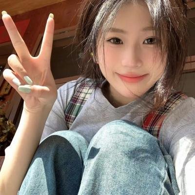 与变成了异世界美少女的大友一起冒险